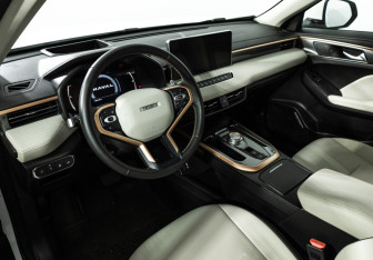 Подержанный автомобиль Haval Jolion 2023 года (11 фото)