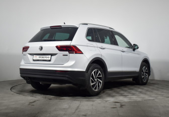 Подержанный автомобиль Volkswagen Tiguan 2018 года (5 фото)