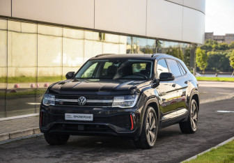 Подержанный автомобиль Volkswagen Teramont 2022 года (3 фото)