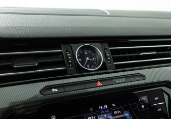 Подержанный автомобиль Volkswagen Arteon 2018 года (18 фото)