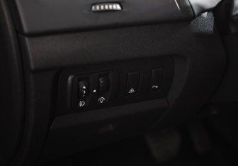 Подержанный автомобиль Renault Fluence 2016 года (17 фото)