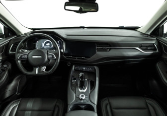 Подержанный автомобиль Haval F7 2022 года (13 фото)