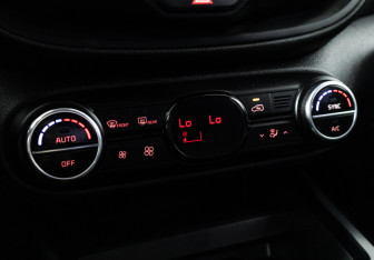 Подержанный автомобиль Kia Soul 2020 года (16 фото)