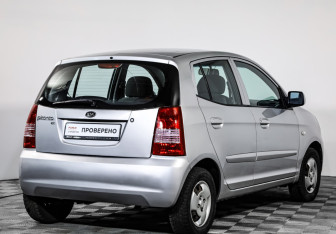 Подержанный автомобиль Kia Picanto 2007 года (5 фото)