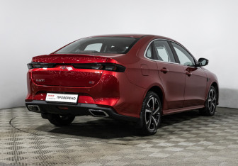 Подержанный автомобиль Kaiyi E5 2023 года (5 фото)