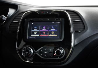 Подержанный автомобиль Renault Kaptur 2018 года (14 фото)