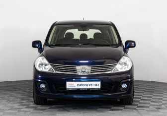 Подержанный автомобиль Nissan Tiida Hatchback 2008 года (2 фото)
