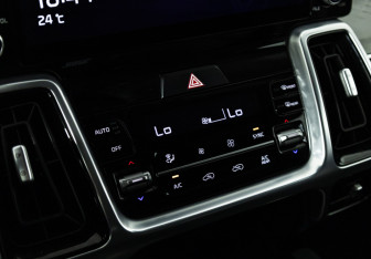 Подержанный автомобиль Kia Sorento 2021 года (24 фото)