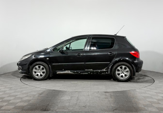 Подержанный автомобиль Peugeot 307 Hatchback 2005 года (8 фото)