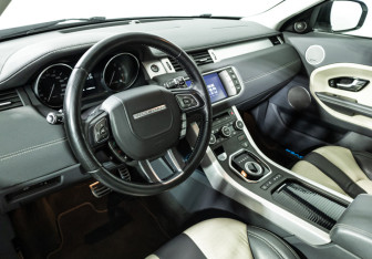 Подержанный автомобиль Land Rover Range Rover Evoque 2012 года (11 фото)