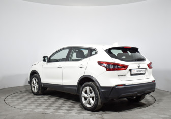Подержанный автомобиль Nissan Qashqai 2019 года (7 фото)