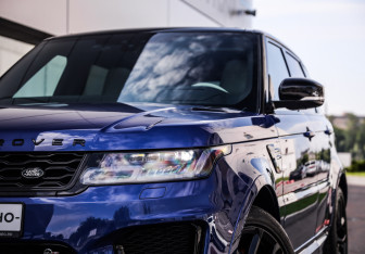 Подержанный автомобиль Land Rover Range Rover Sport 2020 года (2 фото)