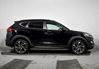 Подержанный автомобиль Hyundai Tucson 2019 года (4 фото)