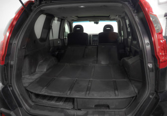 Подержанный автомобиль Nissan X-Trail 2008 года (24 фото)