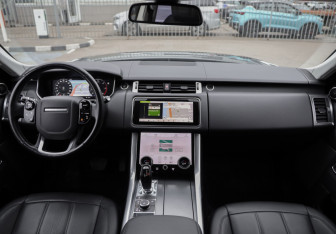 Подержанный автомобиль Land Rover Range Rover Sport 2018 года (12 фото)