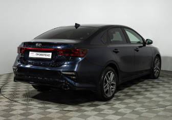 Подержанный автомобиль Kia Cerato Sedan 2020 года (5 фото)