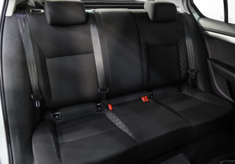 Подержанный автомобиль Skoda Octavia Liftback 2019 года (19 фото)