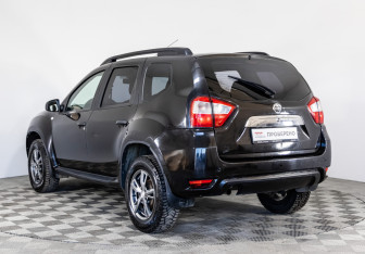 Подержанный автомобиль Nissan Terrano 2019 года (7 фото)