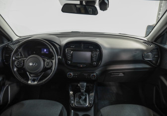 Подержанный автомобиль Kia Soul 2020 года (9 фото)