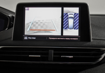 Подержанный автомобиль Peugeot 5008 Suv 2019 года (19 фото)