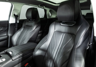 Подержанный автомобиль Changan UNI-K 2023 года (25 фото)