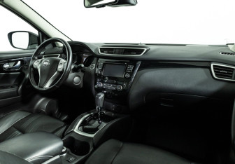 Подержанный автомобиль Nissan Qashqai 2018 года (9 фото)