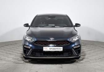 Подержанный автомобиль Kia Cerato Sedan 2021 года (2 фото)