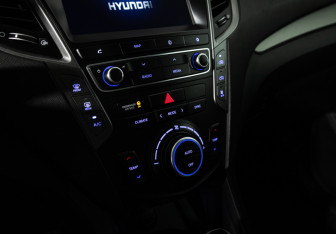 Подержанный автомобиль Hyundai Santa Fe 2017 года (17 фото)