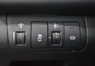 Подержанный автомобиль Kia Cerato Coupe 2010 года (15 фото)