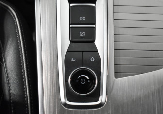 Подержанный автомобиль Exeed VX 2023 года (13 фото)