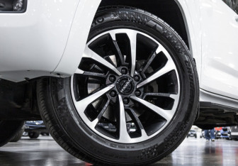 Подержанный автомобиль Haval H9 2024 года (3 фото)