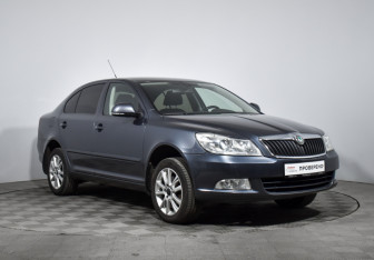 Подержанный автомобиль Skoda Octavia Liftback 2012 года (3 фото)