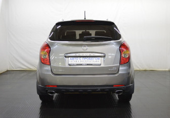 Подержанный автомобиль SsangYong Actyon 2011 года (6 фото)