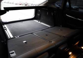 Подержанный автомобиль BMW X6 2018 года (30 фото)