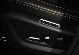 Подержанный автомобиль JAC JS6 2024 года (25 фото)