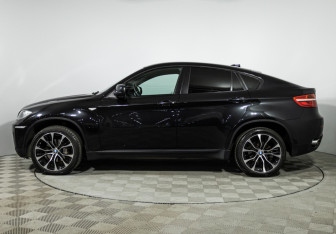 Подержанный автомобиль BMW X6 2013 года (8 фото)
