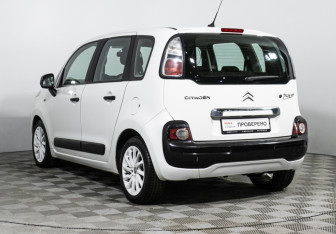 Подержанный автомобиль Citroen C3 Picasso 2010 года (7 фото)