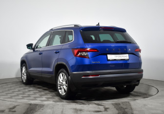 Подержанный автомобиль Skoda Karoq 2020 года (7 фото)