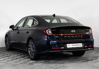 Подержанный автомобиль Hyundai Sonata 2021 года (7 фото)