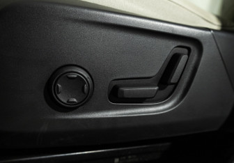 Подержанный автомобиль Volvo XC40 2021 года (14 фото)