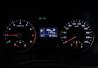 Подержанный автомобиль Kia Picanto 2018 года (12 фото)