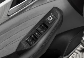 Подержанный автомобиль Haval F7x 2022 года (10 фото)