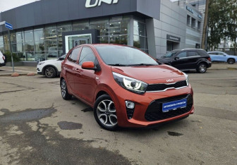 Подержанный автомобиль Kia Picanto 2022 года (3 фото)