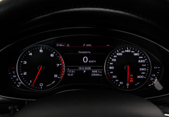Подержанный автомобиль Audi A6 Sedan 2011 года (23 фото)