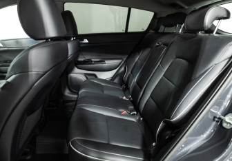 Подержанный автомобиль Kia Sportage 2021 года (10 фото)