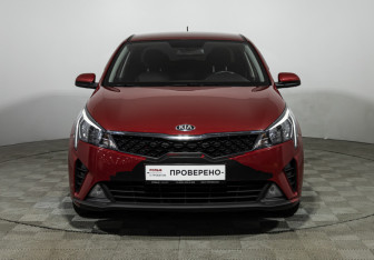 Подержанный автомобиль Kia Rio Sedan 2021 года (2 фото)