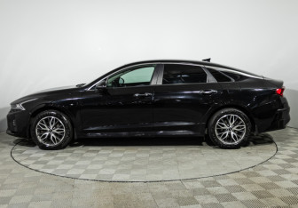Подержанный автомобиль Kia K5 2021 года (8 фото)