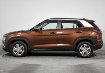 Подержанный автомобиль Hyundai Creta 2021 года (8 фото)