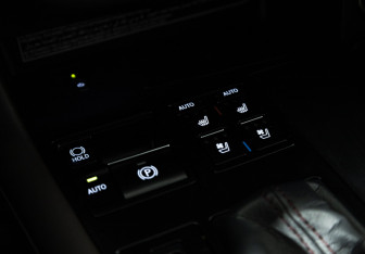 Подержанный автомобиль Lexus RX 2017 года (20 фото)