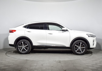 Подержанный автомобиль Haval F7x 2022 года (4 фото)